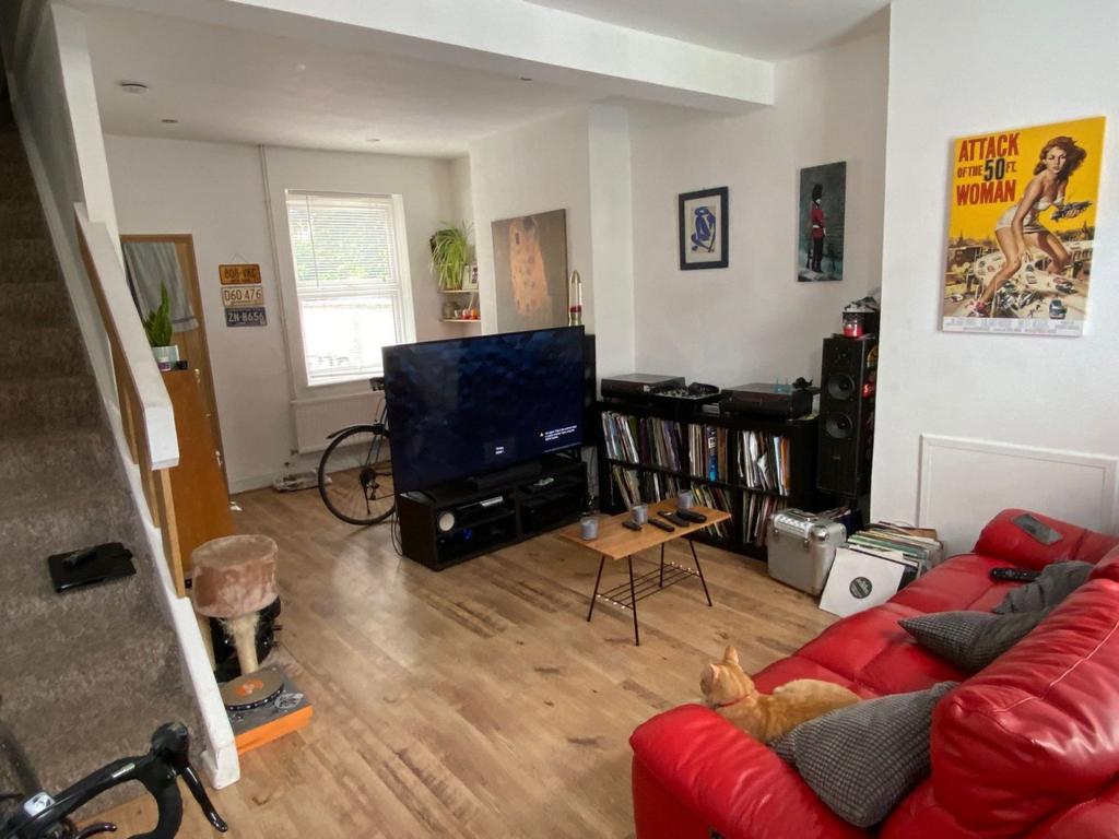 Lounge/dining room