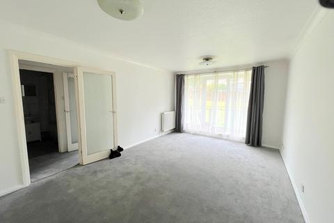 2 bedroom apartment to rent - Eaton Hall, Eaton Gardens, Hove BN3 3TZ
