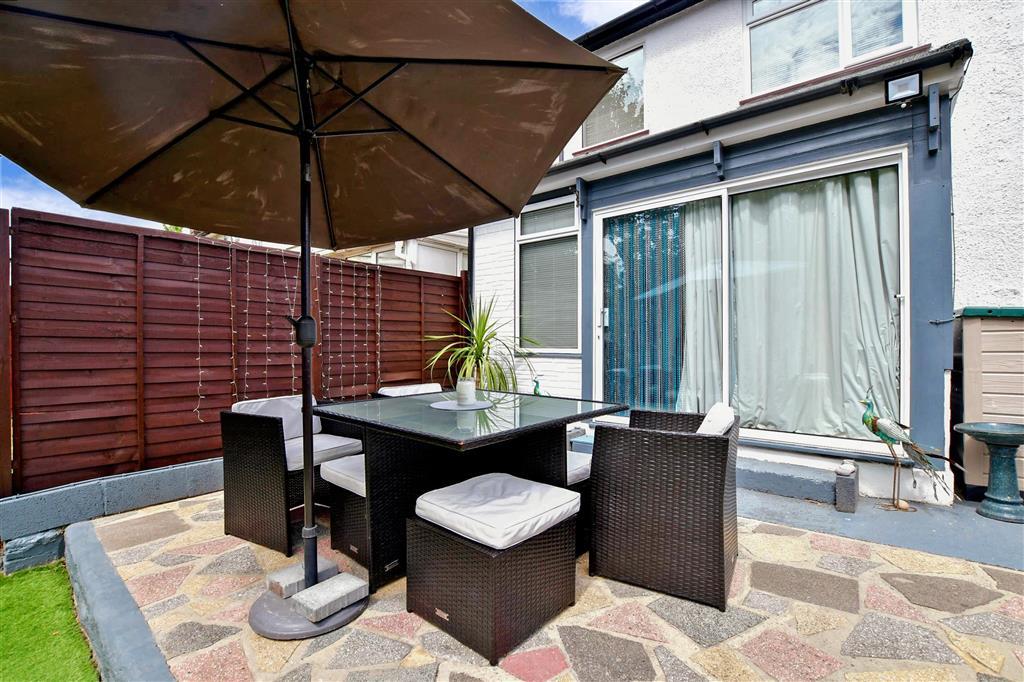 External Lifestyle Photograph