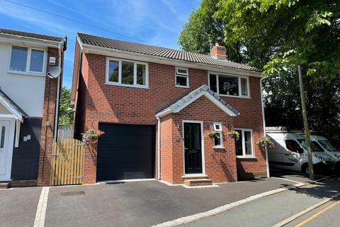 4 bedroom detached house to rent, Shady Lane, Bromley Cross, Bolton, Lancs, BL7