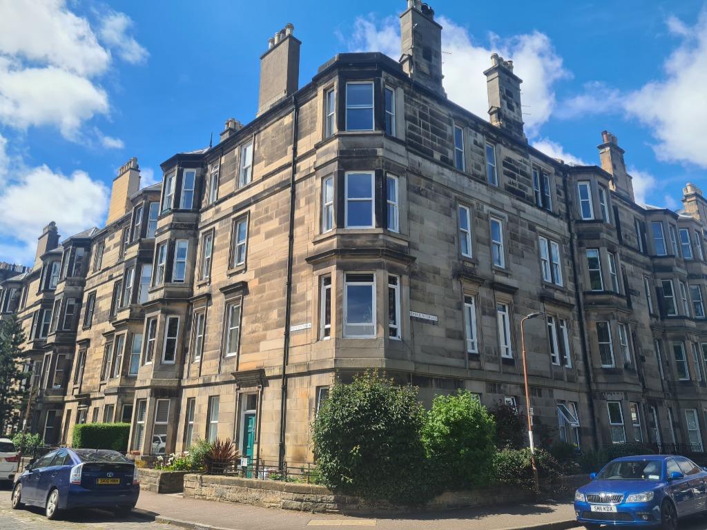 Royston Terrace, Inverleith, Edinburgh, EH3 2 bed flat £1,350 pcm (£