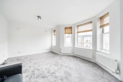 2 bedroom apartment to rent, Dresden Road, Archway, London, N19