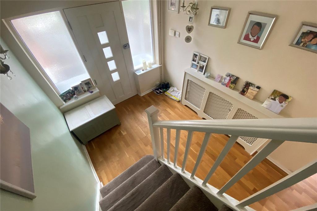 Shenstone Valley Road, Halesowen, B62 3 bed semidetached house £300,000
