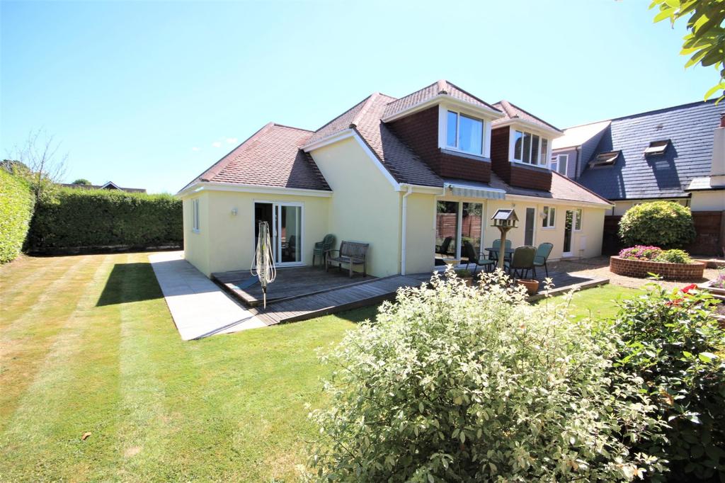 Springdale Avenue, Broadstone... 4 bed detached house £700,000