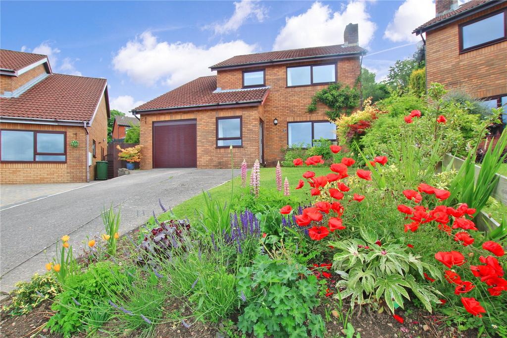 Maes Watford, Caerphilly, CF83 4 bed detached house £430,000