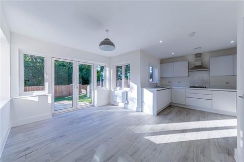 4 bedroom detached house for sale - Holly Grove, Boxmoor, Hertfordshire