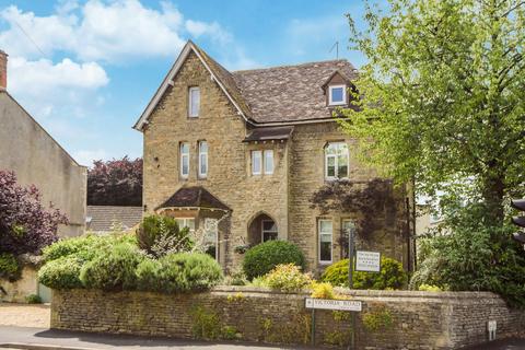 6 bedroom house for sale, Victoria Road, Cirencester, Gloucestershire, GL7