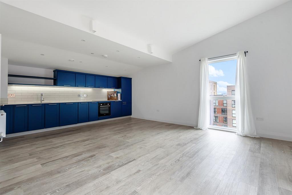 Apartment in Reading - View 3