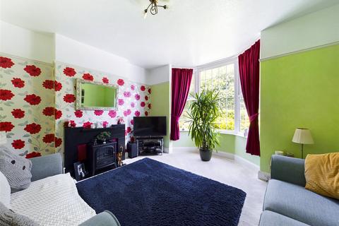 15 Broad Park Crescent, Ilfracombe, EX34 8DX