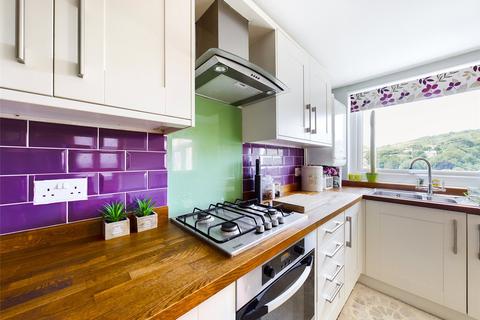 15 Broad Park Crescent, Ilfracombe, EX34 8DX