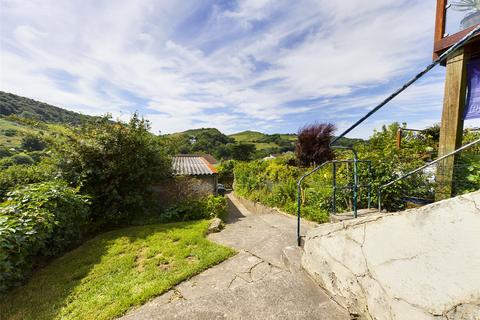 15 Broad Park Crescent, Ilfracombe, EX34 8DX