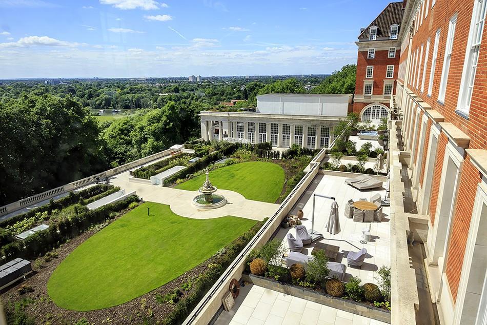 Star & Garter House, Richmond Hill... 2 bed flat £5,499 pcm (£1,269 pw)