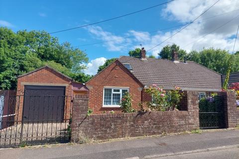 3 bedroom bungalow to rent, Branscombe Road, Tiverton