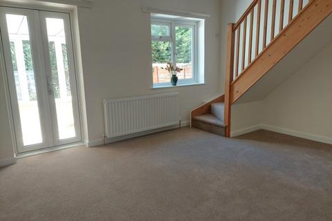 3 bedroom bungalow to rent, Branscombe Road, Tiverton