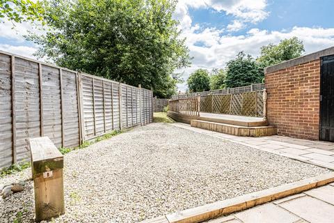 7 Spring Close, Harefield, Uxbridge, UB9 6HD