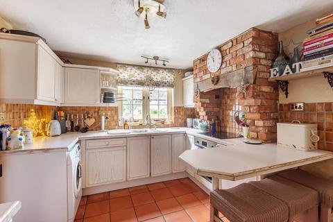 2 bedroom cottage for sale, Benson,  Wallingford OX10,  OX10