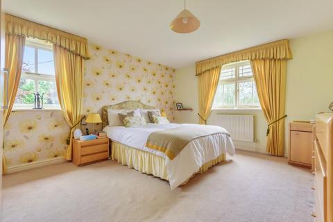 Orchard Villa Reades Lane, Gallowstree Common, Reading, RG4 9DP