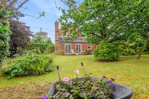 Orchard Villa Reades Lane, Gallowstree Common, Reading, RG4 9DP