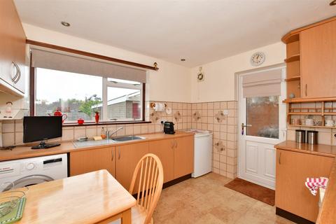 17 Cornfield Way, Tonbridge, TN10 3PT
