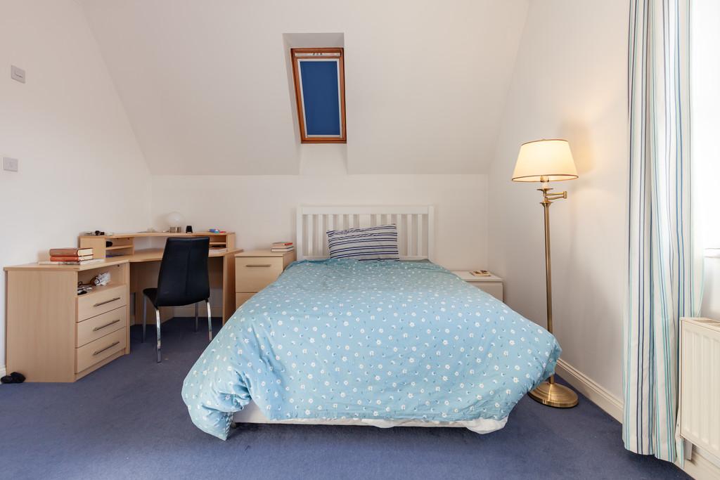 Bedroom 1- Angle 1