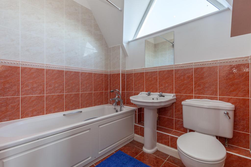 En-Suite- Bedroom 1