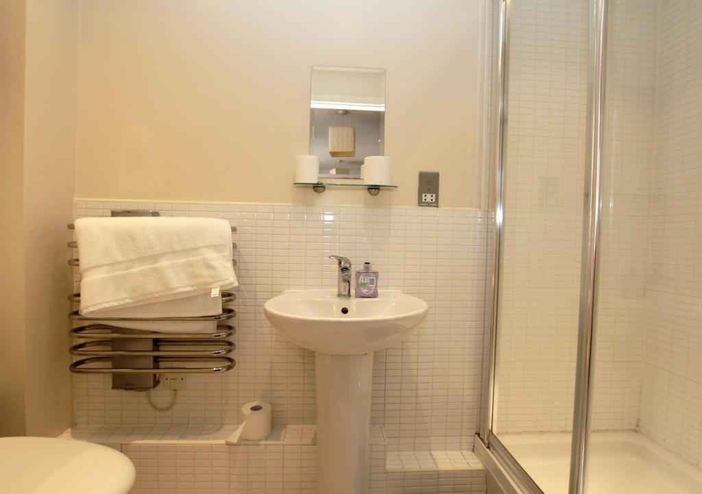 Master Ensuite