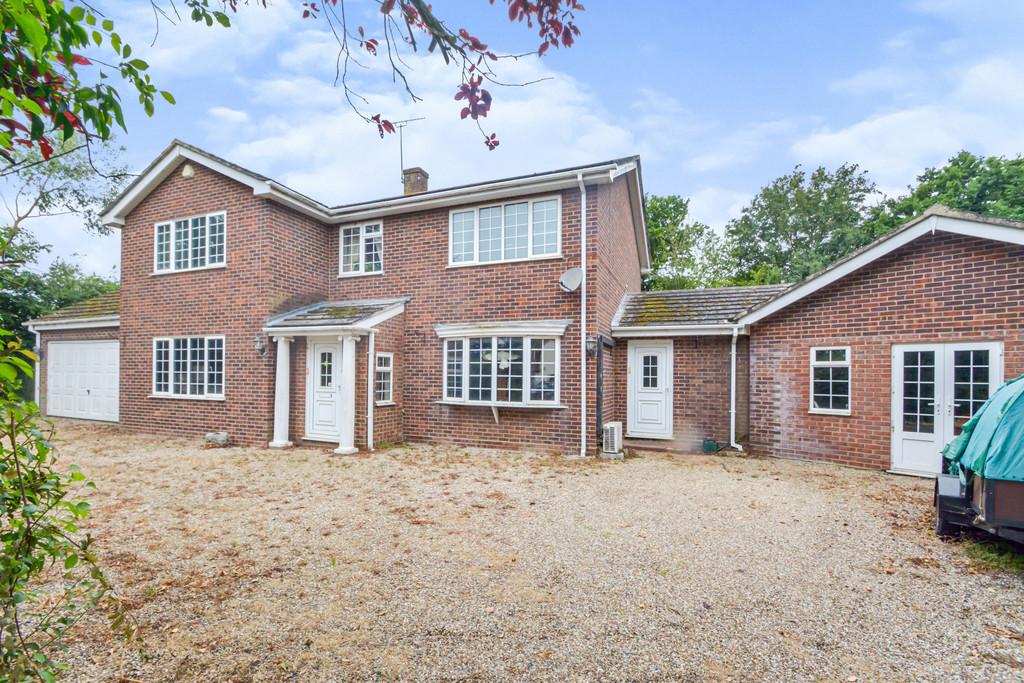 Witham Fenn Wright Signature 5 bed detached house £800,000