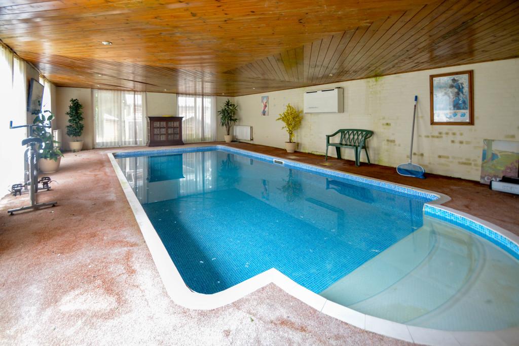 Witham Fenn Wright Signature 5 bed detached house £800,000