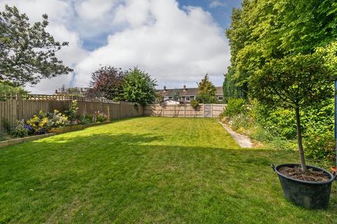 2 Southwick Close, Winchester, SO22 6JR