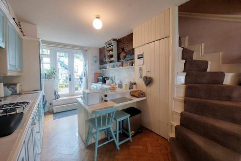 64 Longwestgate, Scarborough, YO11 1RG