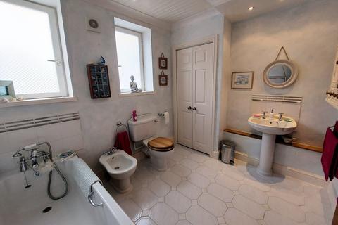 64 Longwestgate, Scarborough, YO11 1RG