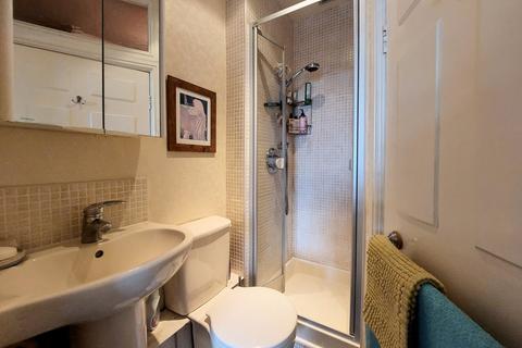 64 Longwestgate, Scarborough, YO11 1RG