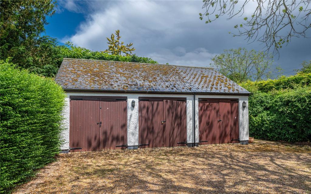 Triple Garage
