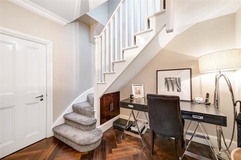 3 bedroom flat to rent, Onslow Gardens, South Kensington, London