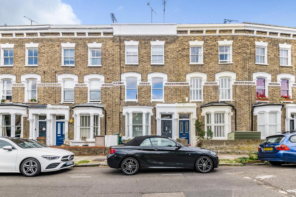 Riversdale Road, Highbury 2 bed flat £650,000