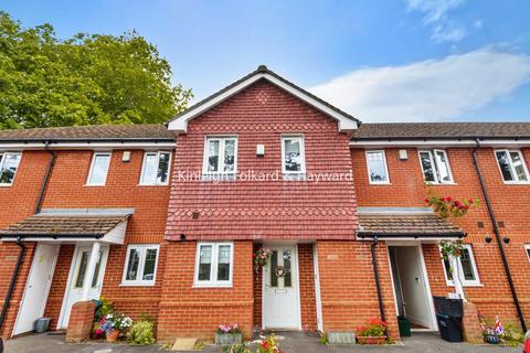 6 Knotley Way, West Wickham, BR4 9FH