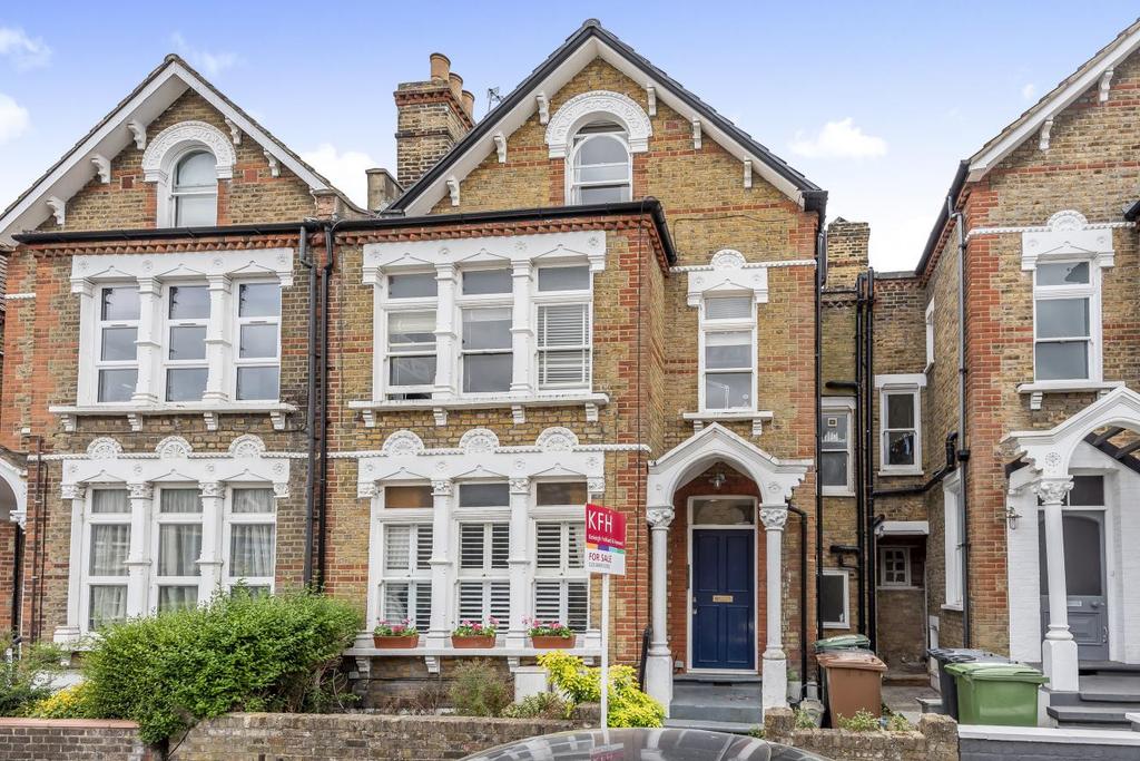 Halesworth Road, Lewisham 2 bed flat £550,000