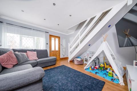 8 Whenman Avenue, Bexley, DA5 2BS
