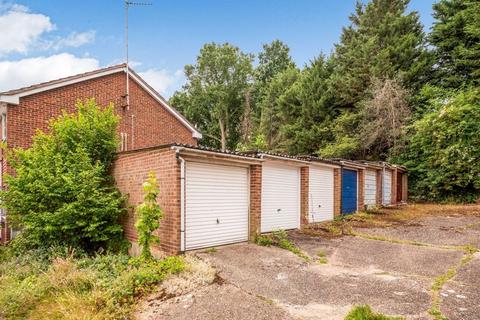 8 Whenman Avenue, Bexley, DA5 2BS