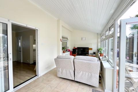 4 Ravenswood, Bexley, DA5 3NN