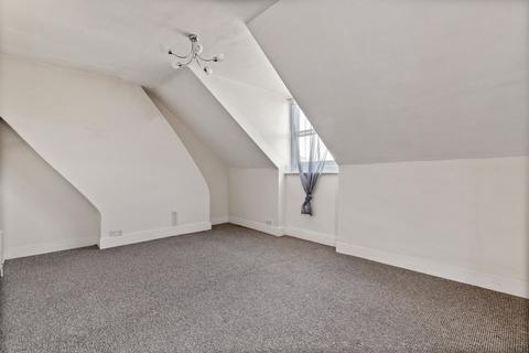 2 bedroom maisonette for sale, Folkestone Road, Dover, CT17