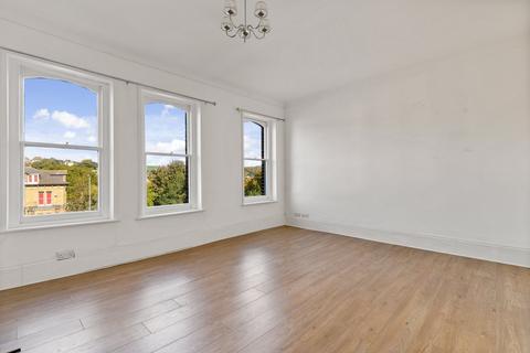 2 bedroom maisonette for sale, Folkestone Road, Dover, CT17