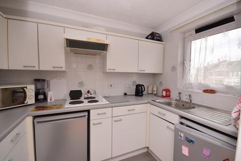 1 bedroom apartment for sale - Clifton Drive North, Lytham St Annes, FY8