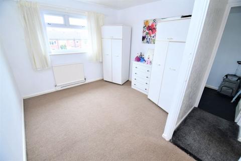 12 Oswald Close, Salford, M6 6SL