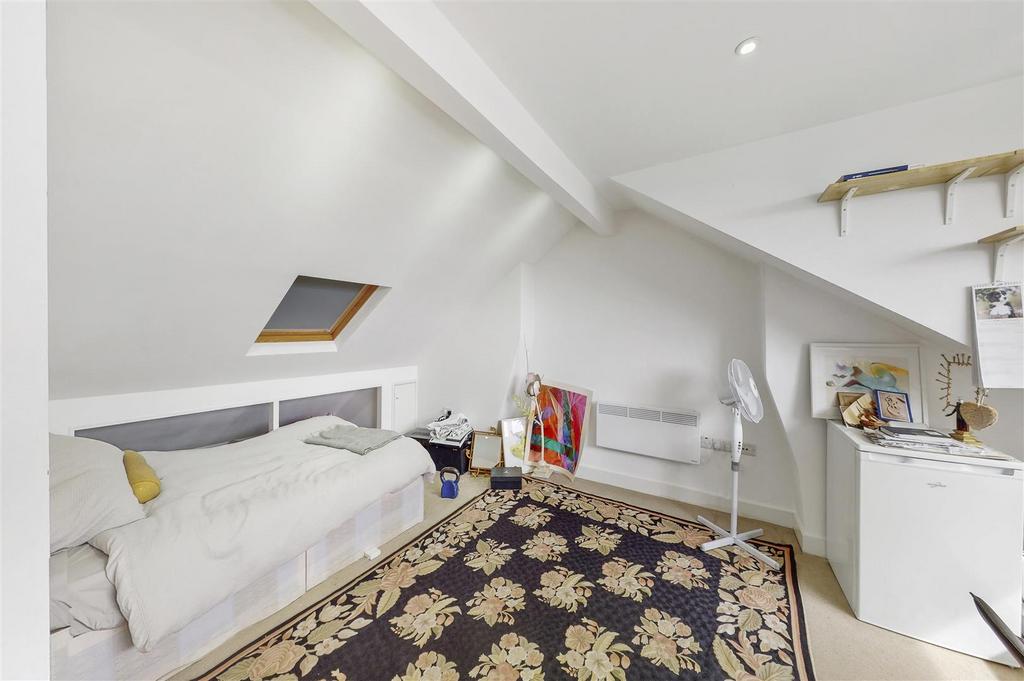 218e High Street - l9 RNk66 DFJy Zr8ax X3 VG.jpg