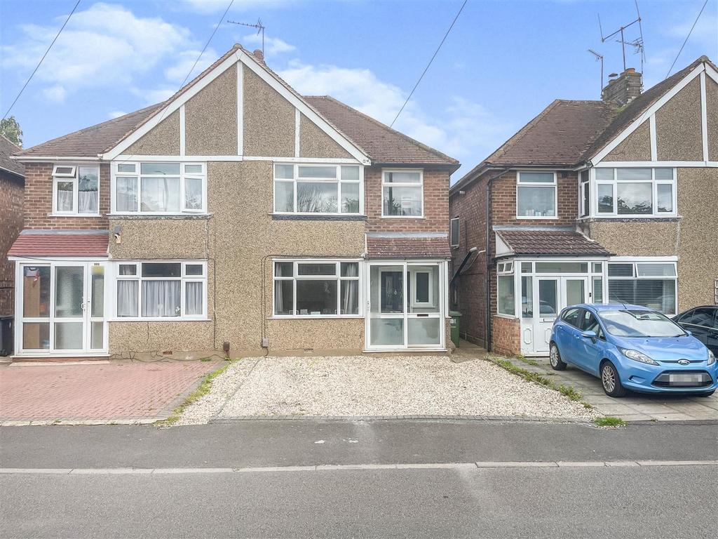 Tachbrook Road Leamington Spa 3 Bed Semi Detached House For Sale £