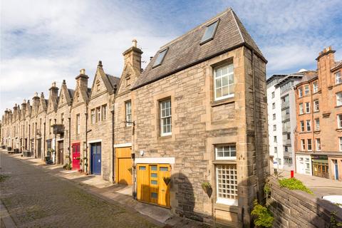 4 bedroom mews to rent - Rothesay Mews, Edinburgh, EH3