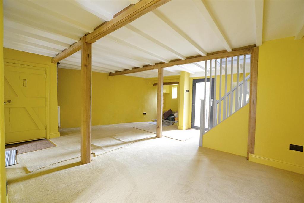 Living room.JPG