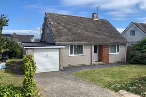 4 bedroom detached bungalow for sale - Bryn Siriol, Anglesey