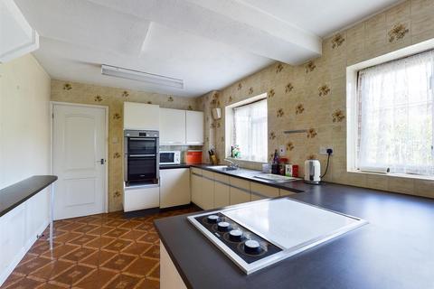 3 Southviews, South Croydon, CR2 8SH